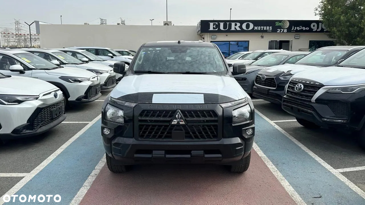 Mitsubishi L200 - 28