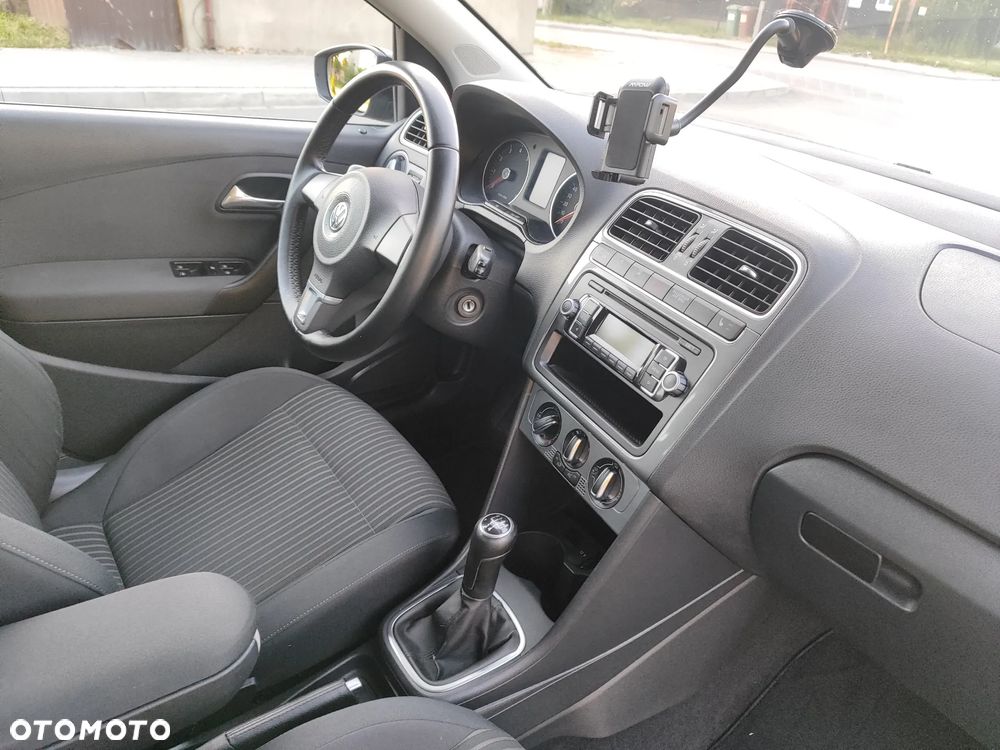 Volkswagen Polo 1.4 FSI Highline - 21