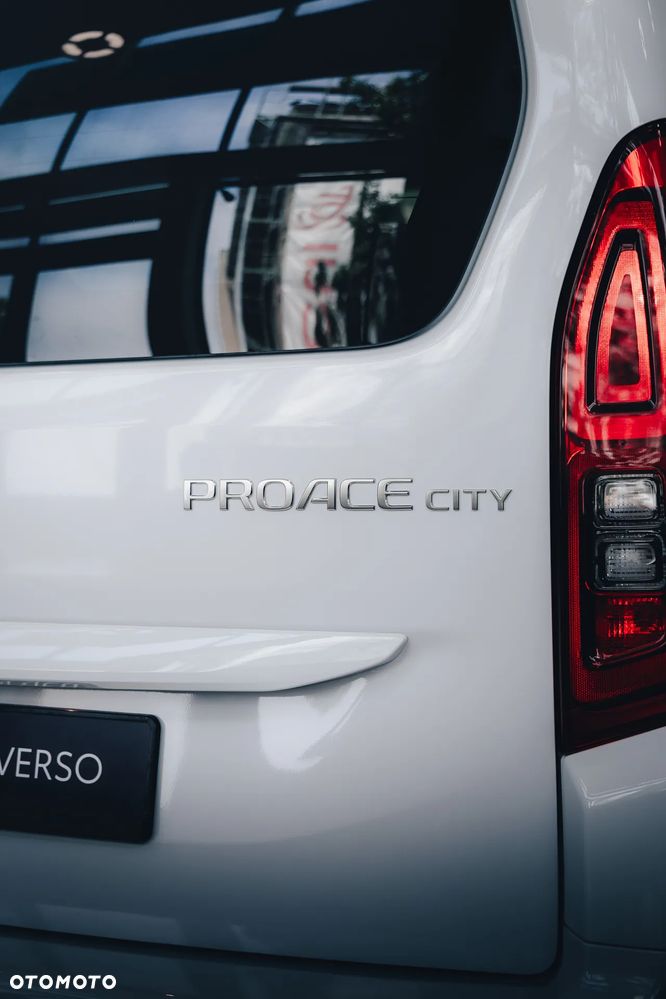 Toyota Proace City Verso 1.5 D-4D Family - 12