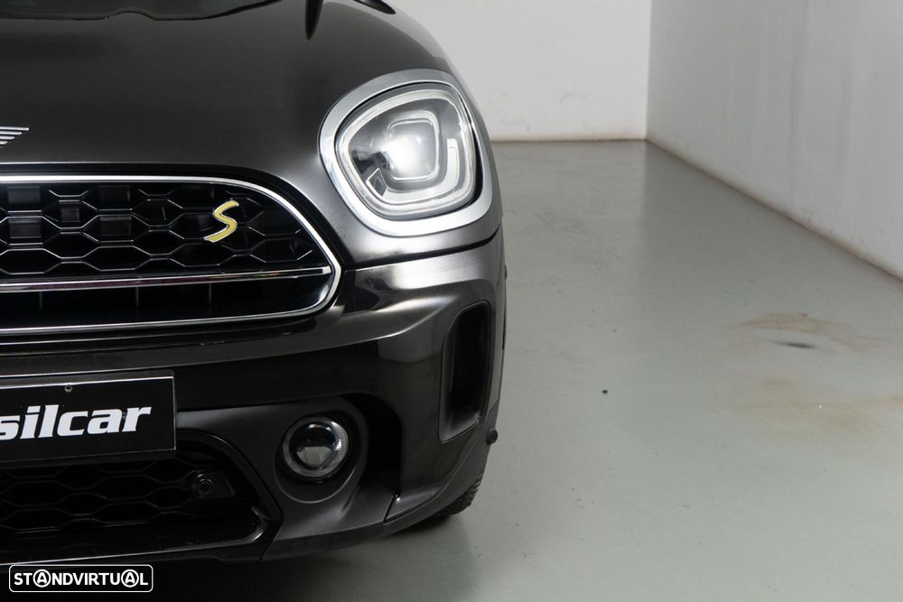 MINI Countryman Cooper SE ALL4 Auto - 24