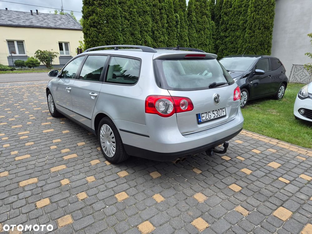 Volkswagen Passat 2.0 TDI DPF Individual - 4