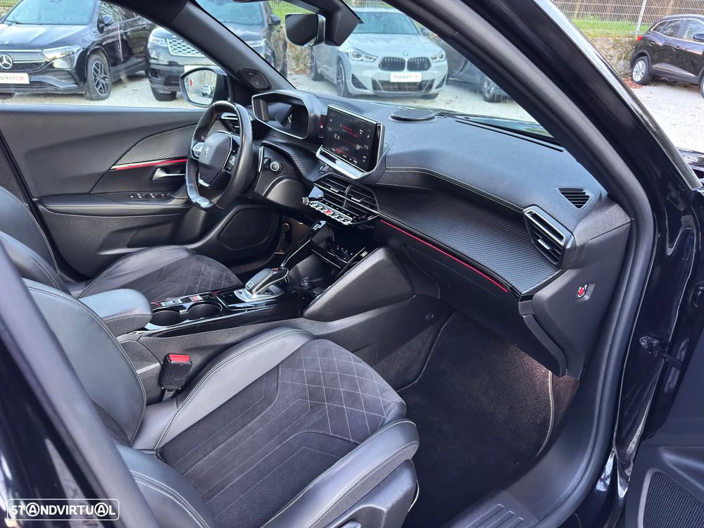 Peugeot 2008 1.2 PureTech GT Pack EAT8 - 48