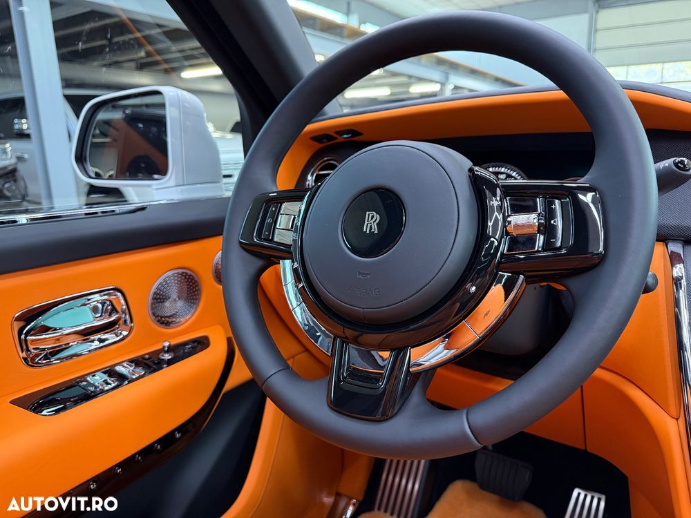 Rolls-Royce Cullinan - 21