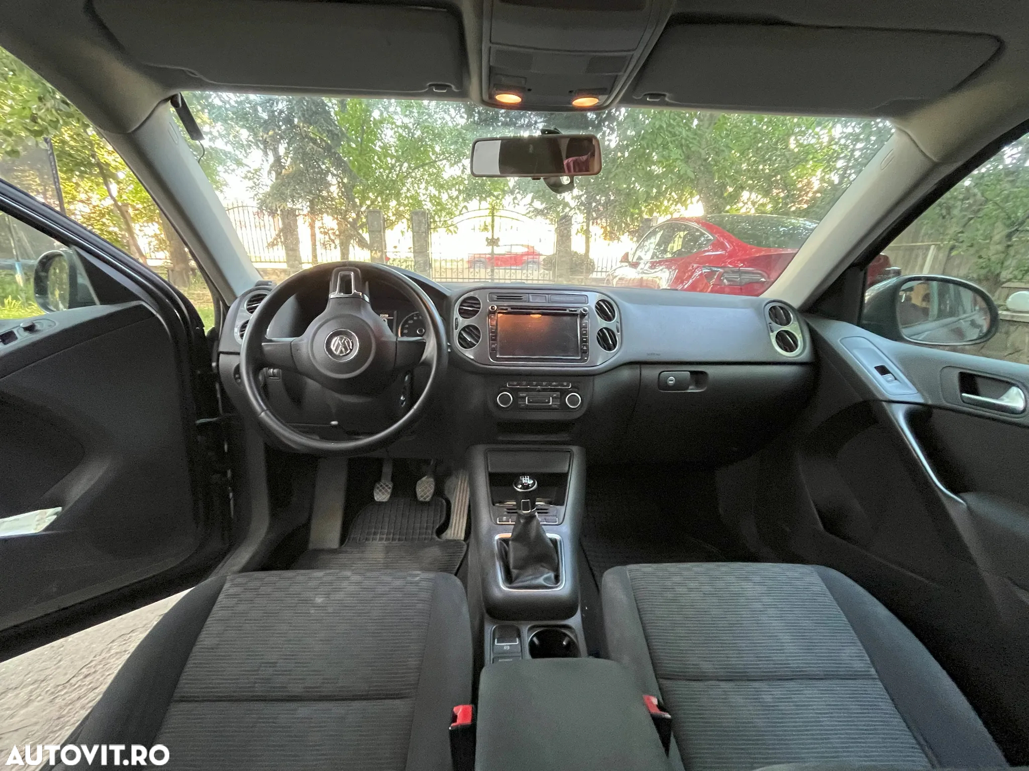 Volkswagen Tiguan 2.0 TDI 4Motion Trend & Fun - 12