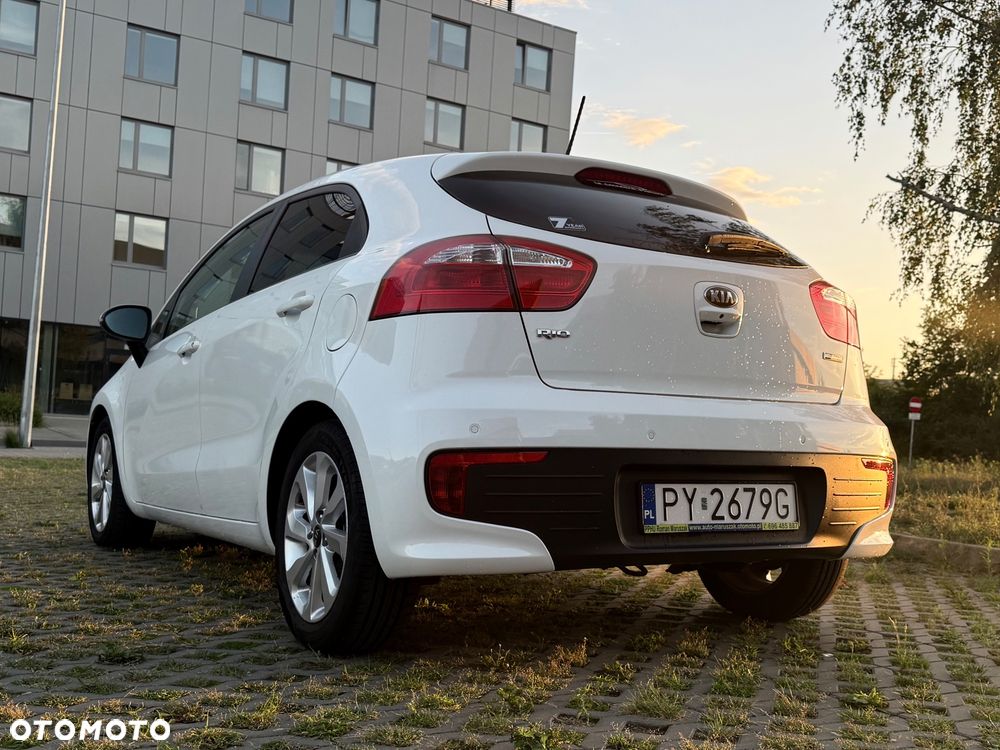 Kia Rio 1.2 Business Line - 6