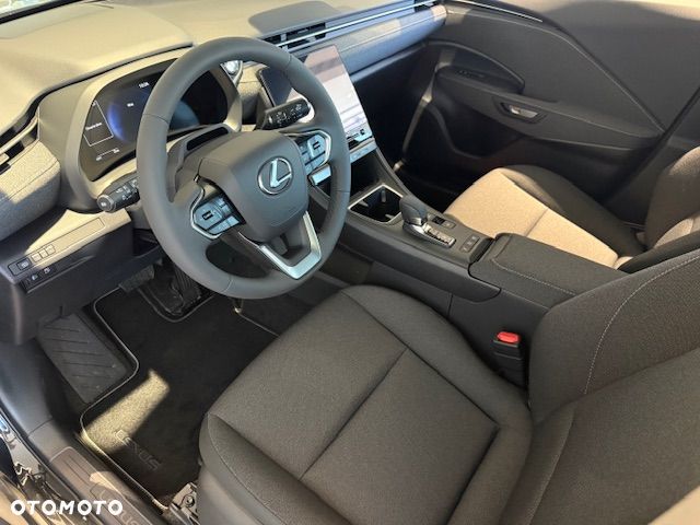 Lexus LBX 1.5 Hybrid - 7