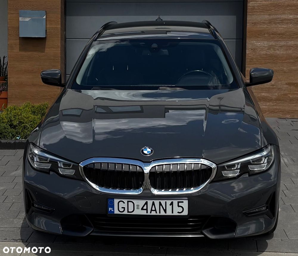 BMW Seria 3 320d Sport Line Shadow - 2