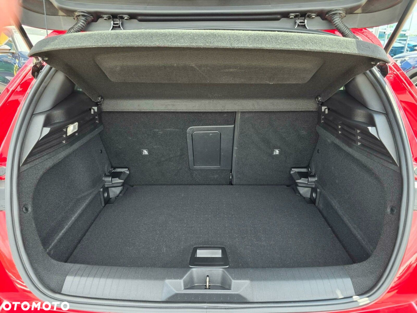 Opel Astra VI 1.2 T Elegance S&S - 25