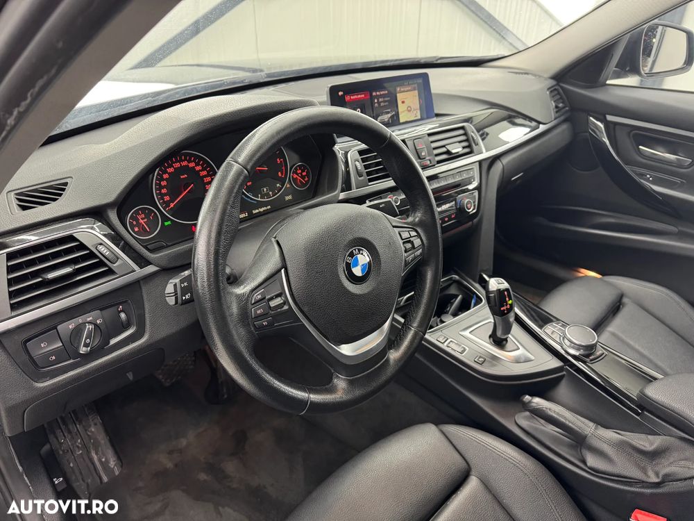 BMW Seria 3 318d Aut. Luxury Line - 21