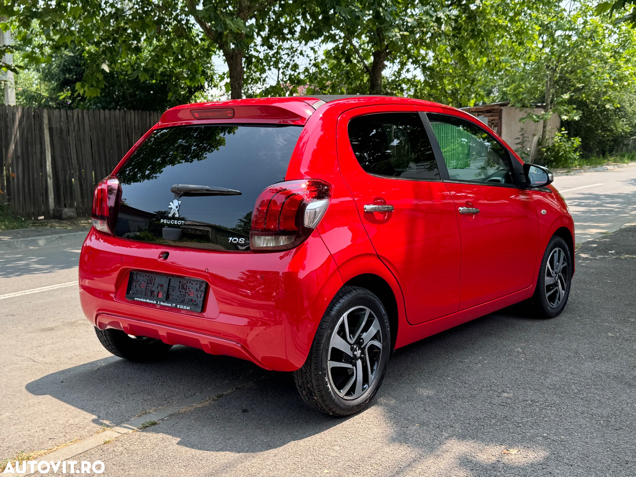 Peugeot 108 PureTech 82 Allure - 2