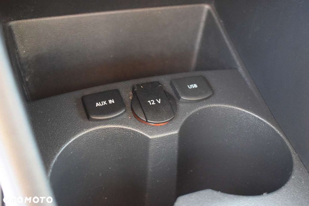 Volkswagen Polo - 35