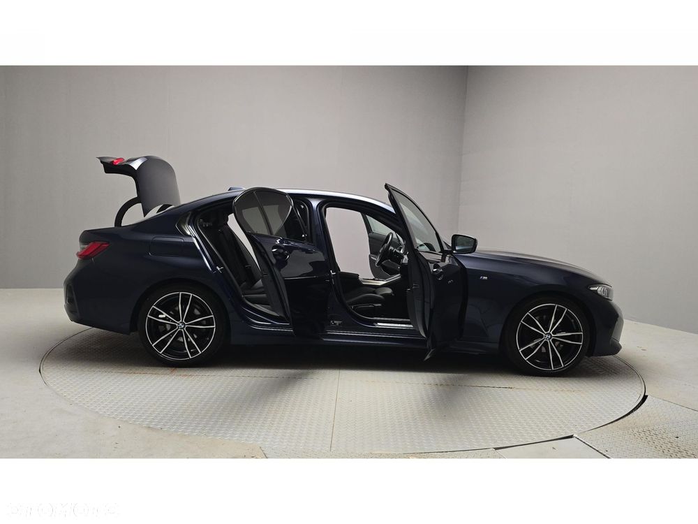 BMW Seria 3 - 13