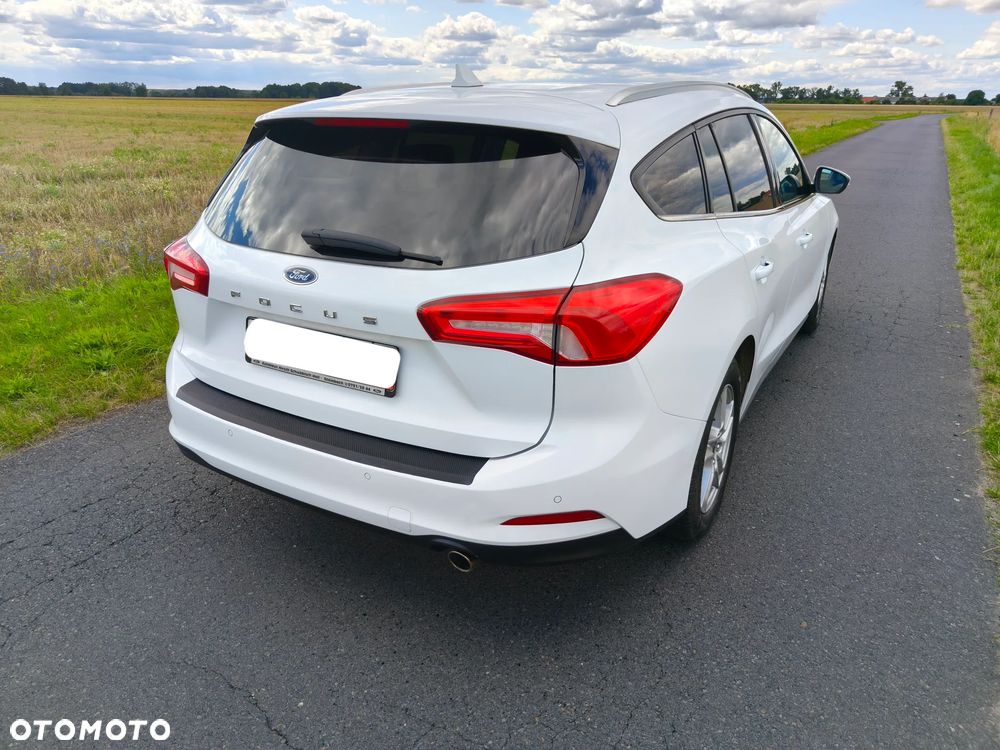 Ford Focus 1.5 EcoBlue Start-Stopp-System COOL&CONNECT DESIGN - 11