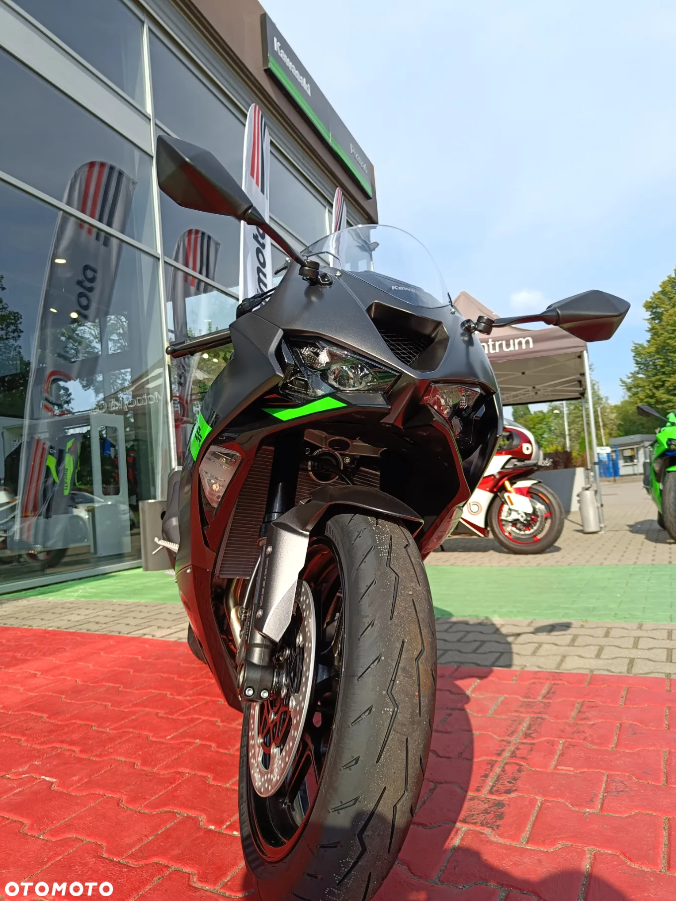 Kawasaki ZX - 18
