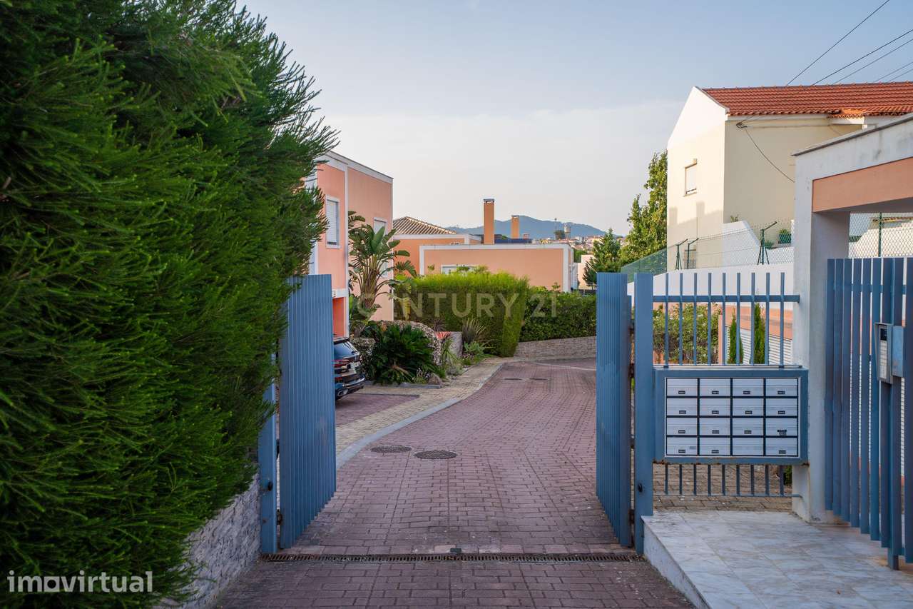 Moradia T4 com Piscina Privativa | Bicesse, Cascais - Grande imagem: 2/54
