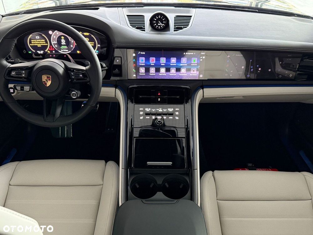 Porsche Panamera - 20