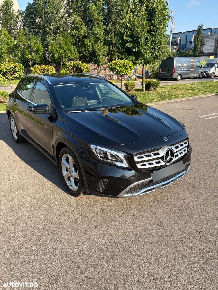 Mercedes-Benz GLA - 1