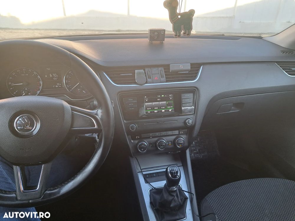 Skoda Octavia 1.6 TDI Active - 4