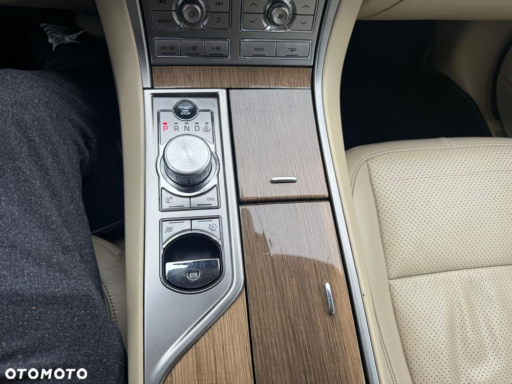 Jaguar XF 3.0 V6 S - 17