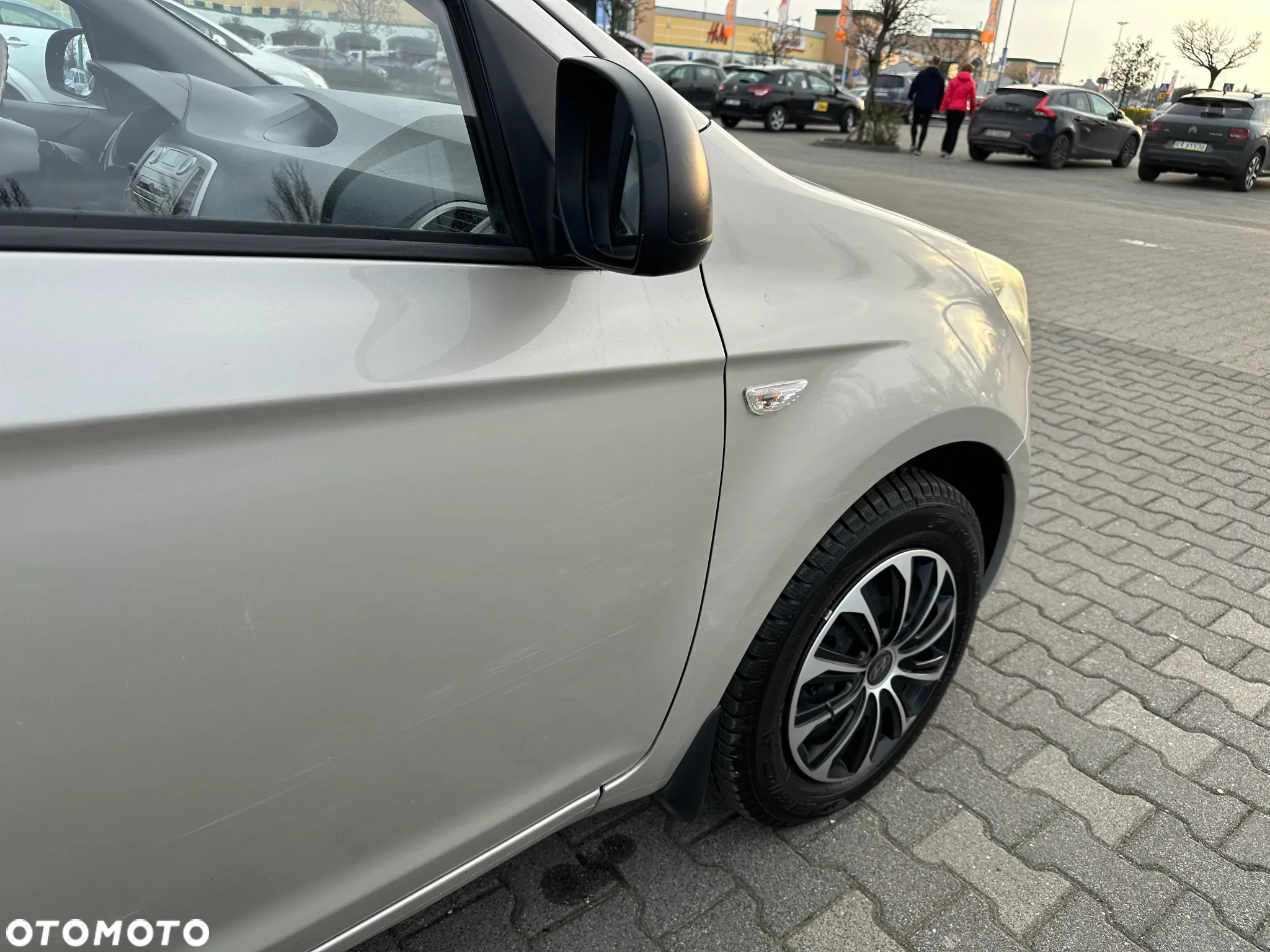 Hyundai i20 - 21