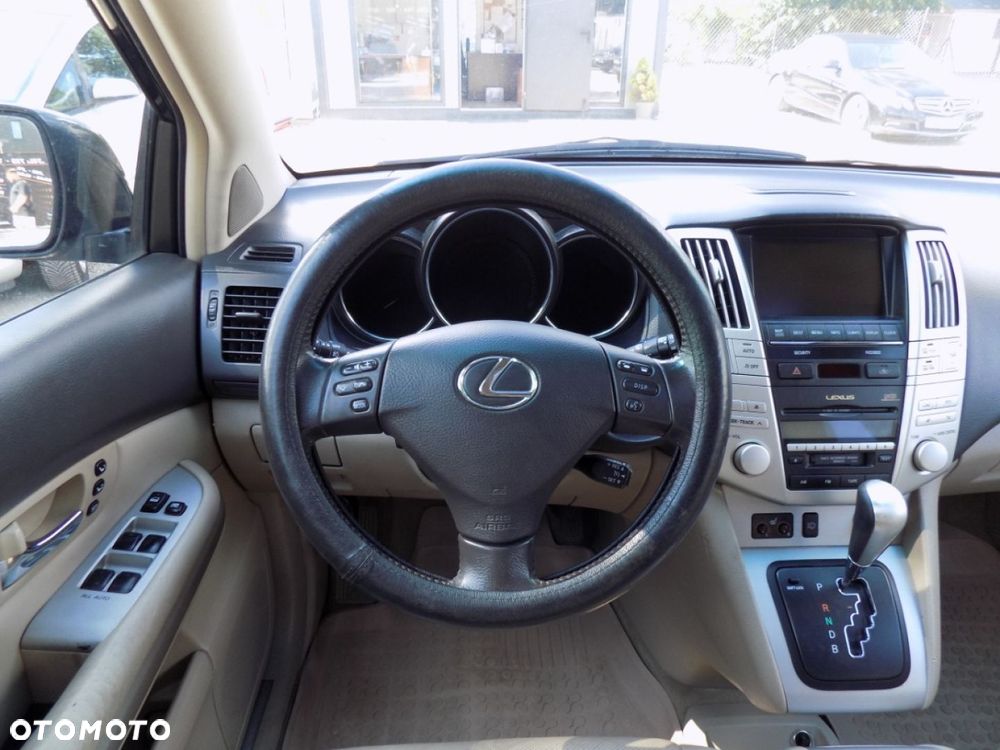Lexus RX - 6