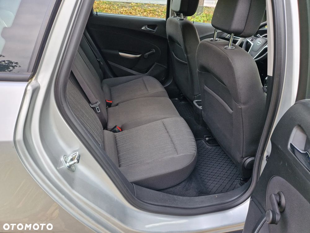 Opel Astra IV 1.3 CDTI Sport ecoFLEX - 19