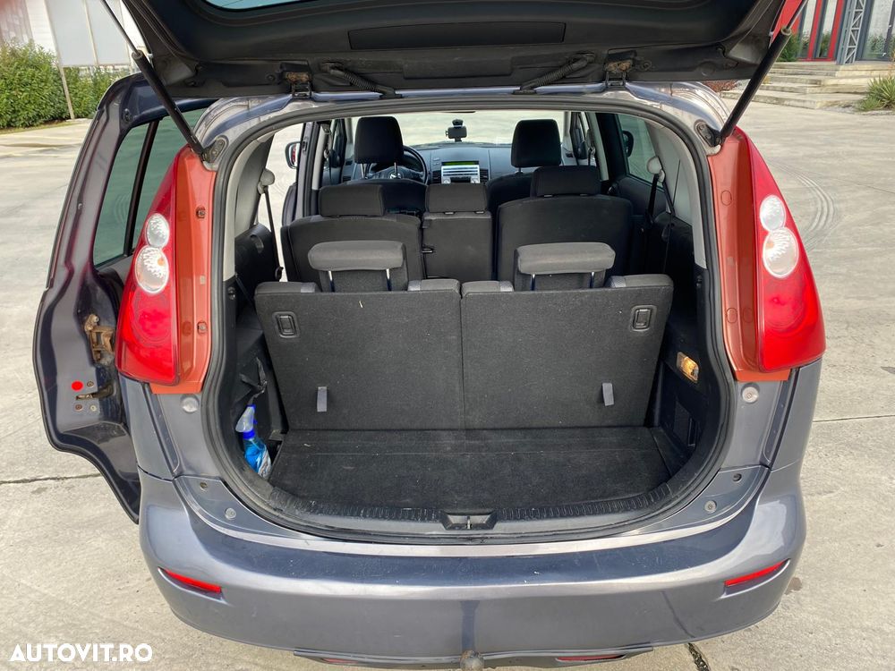 Mazda 5 CD143 GTA - 12