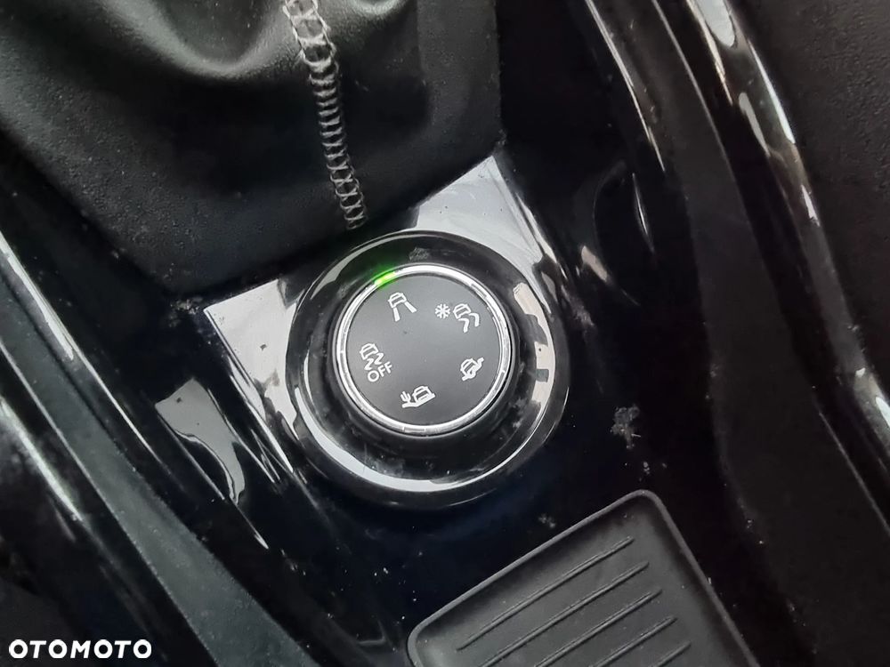 Peugeot 2008 BlueHDi FAP 120 STOP & START Crossway - 28