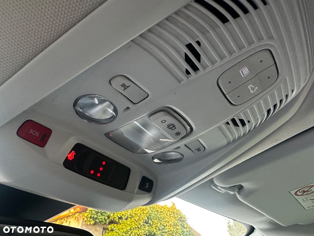 Peugeot 5008 PureTech 130 Allure - 36