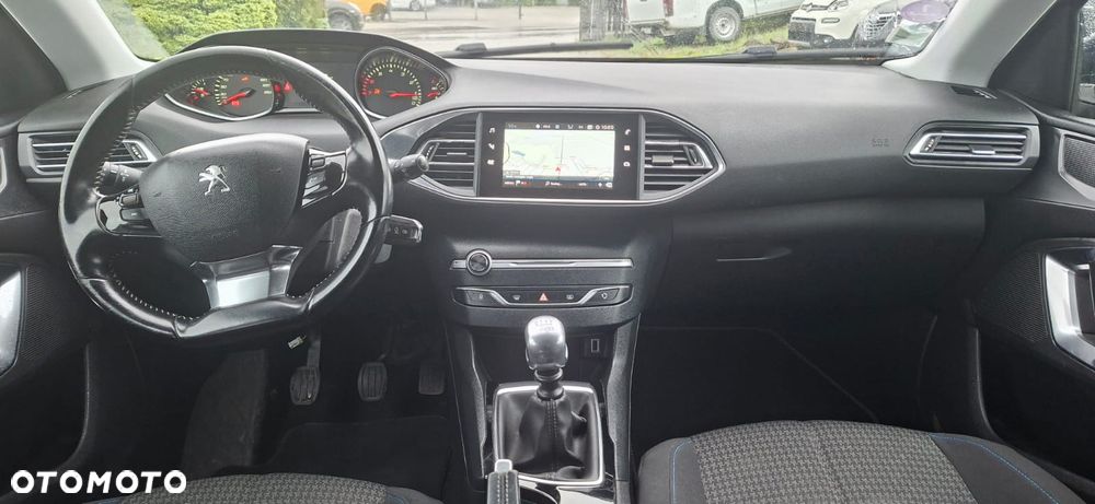 Peugeot 308 PureTech 130 GPF Stop & Start Allure - 9