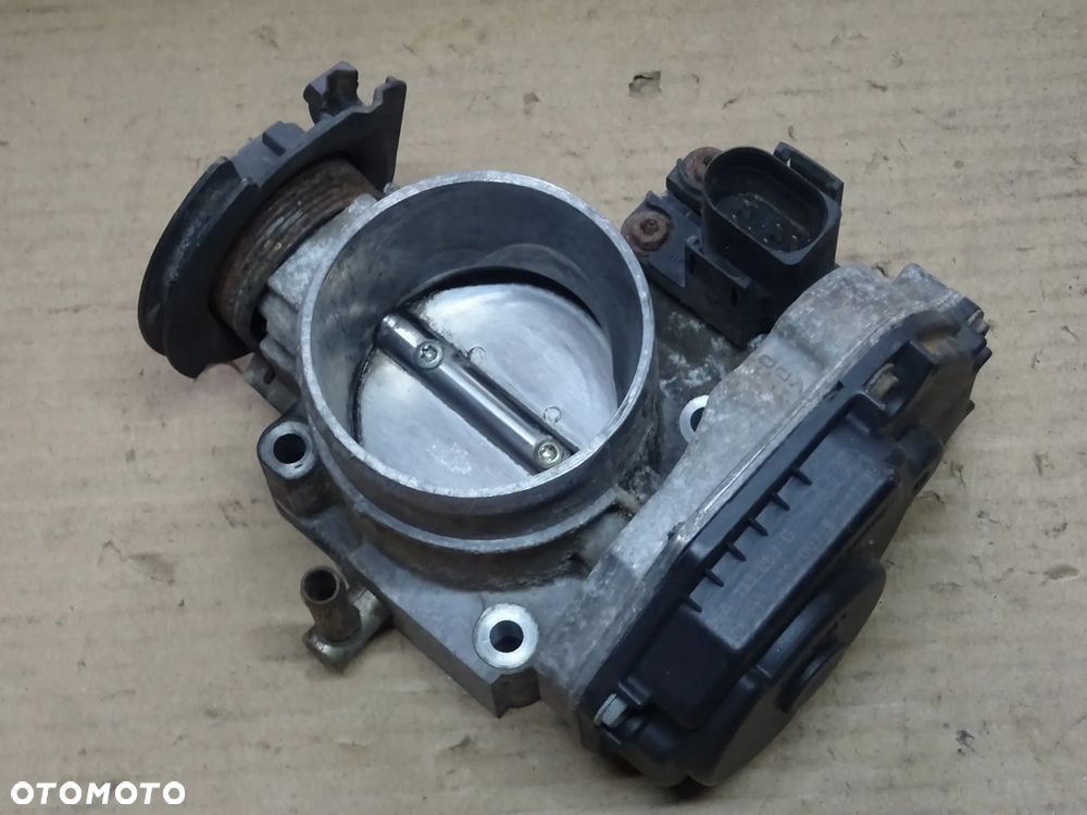 1,8 TURBO AGU VW AUDI SKODA KOMPUTER SILNIKA PRZEPUSTNICA PRZEPŁYWOMIERZ CZUJNIK SONDA MODUŁ - 11