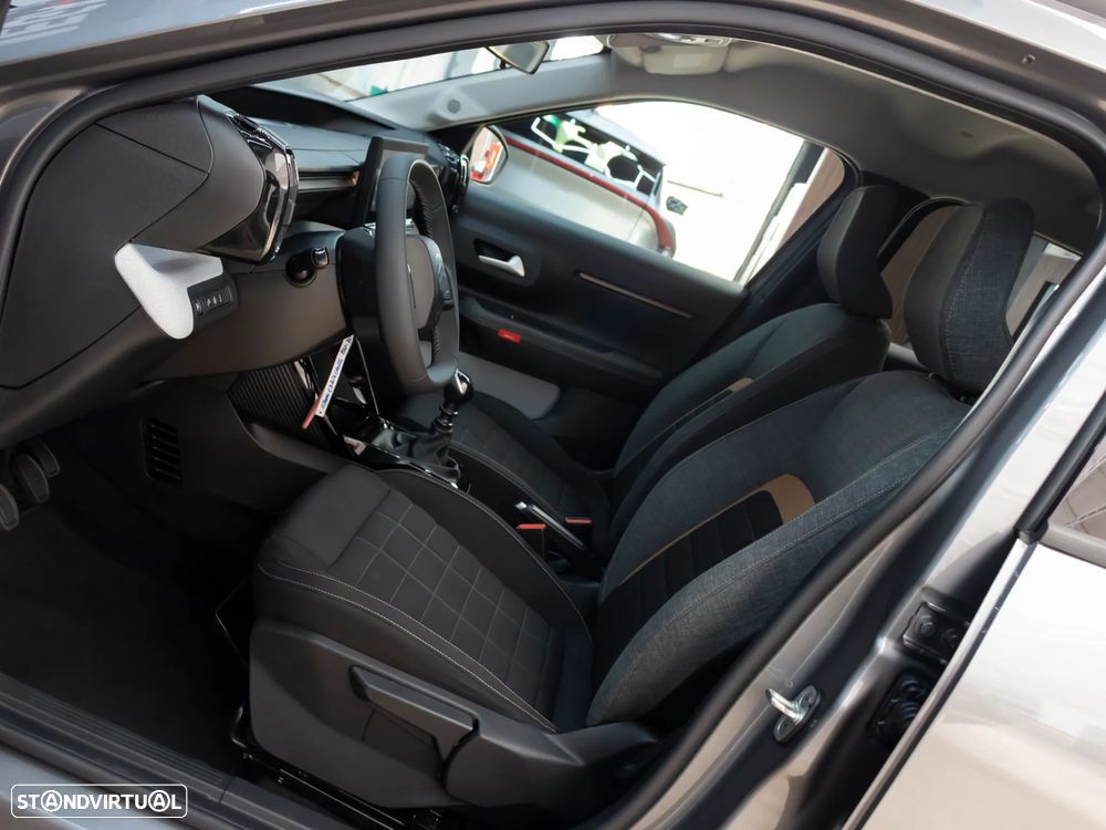 Citroën C3 Aircross 1.2 PureTech Plus - 16