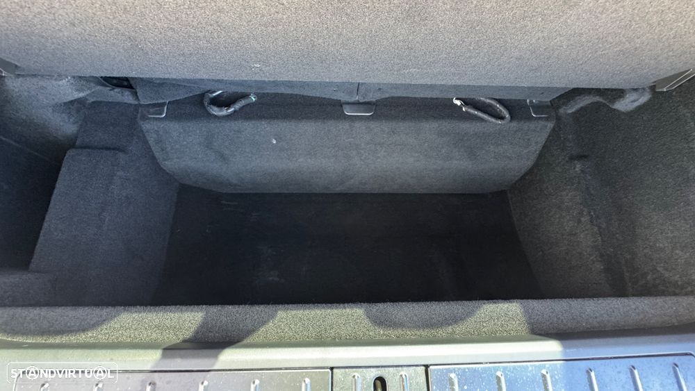 Tesla Model X Plaid AWD - 39