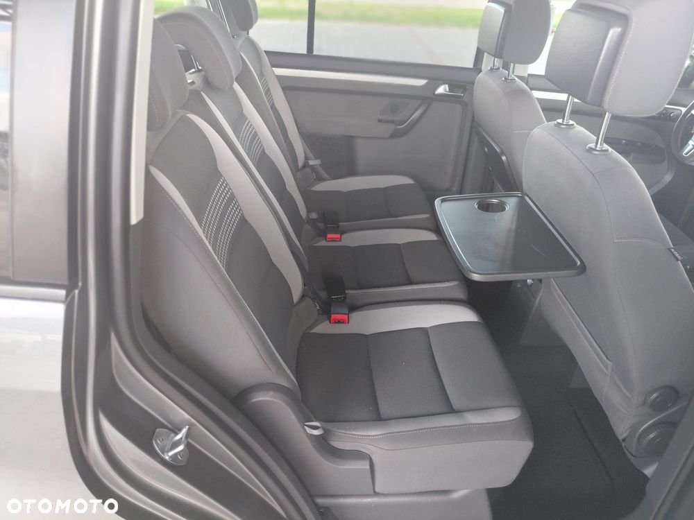 Volkswagen Touran 2.0 TDI DPF BlueMotion Technology Life - 15