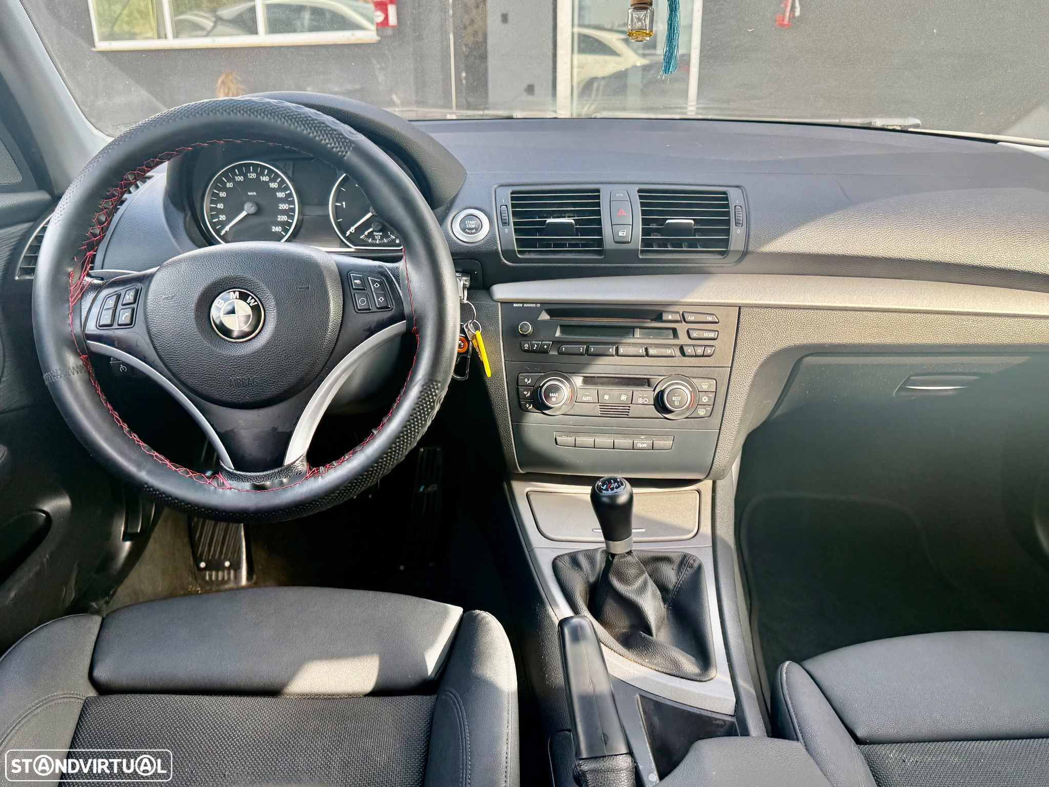 BMW 118 d - 15