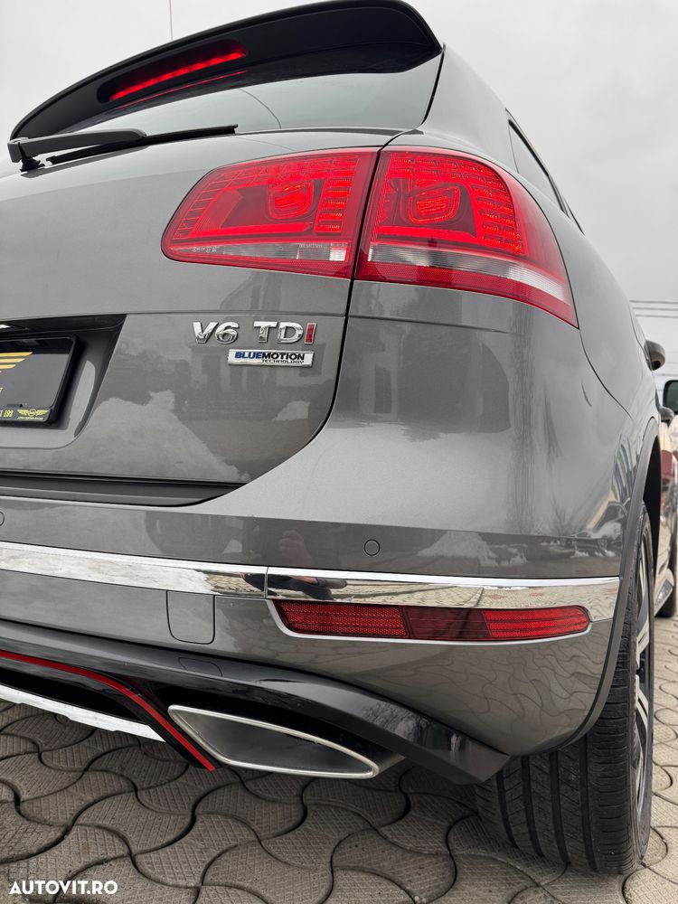 Volkswagen Touareg 3.0 V6 TDI SCR Blue Motion DPF Automatik Terrain Tech Executive Edition - 13