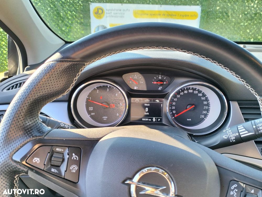 Opel Astra 1.6 D Start/Stop Automatik Sports Tourer Innovation - 8