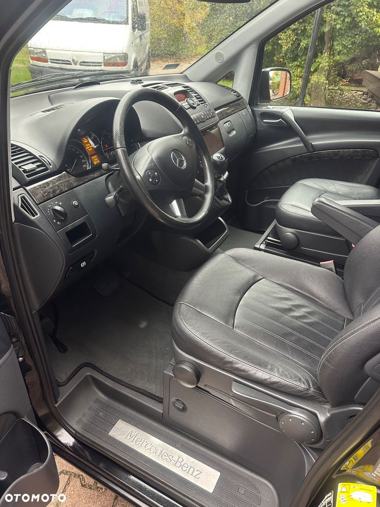 Mercedes-Benz Viano - 9