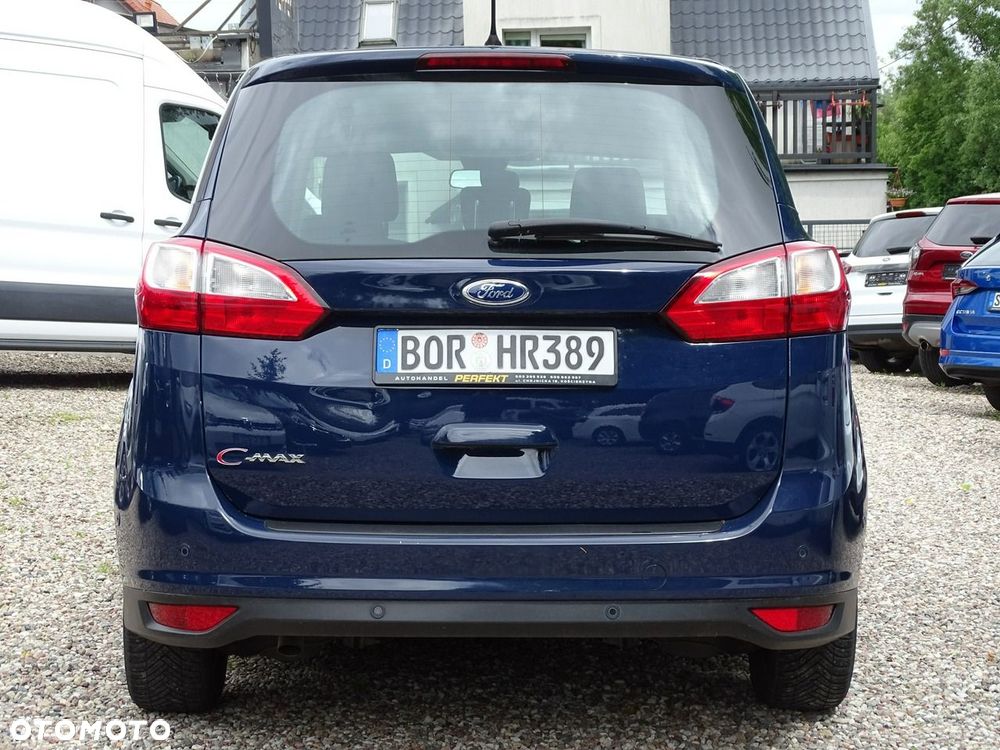 Ford Grand C-MAX - 10