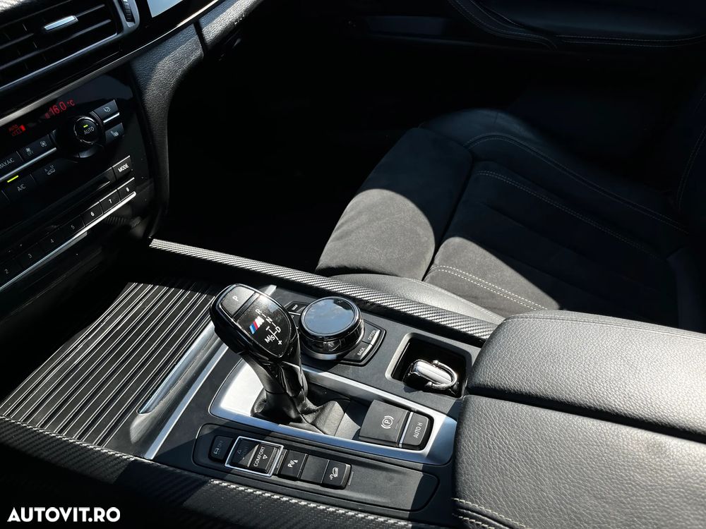 BMW X5 M M50d - 23