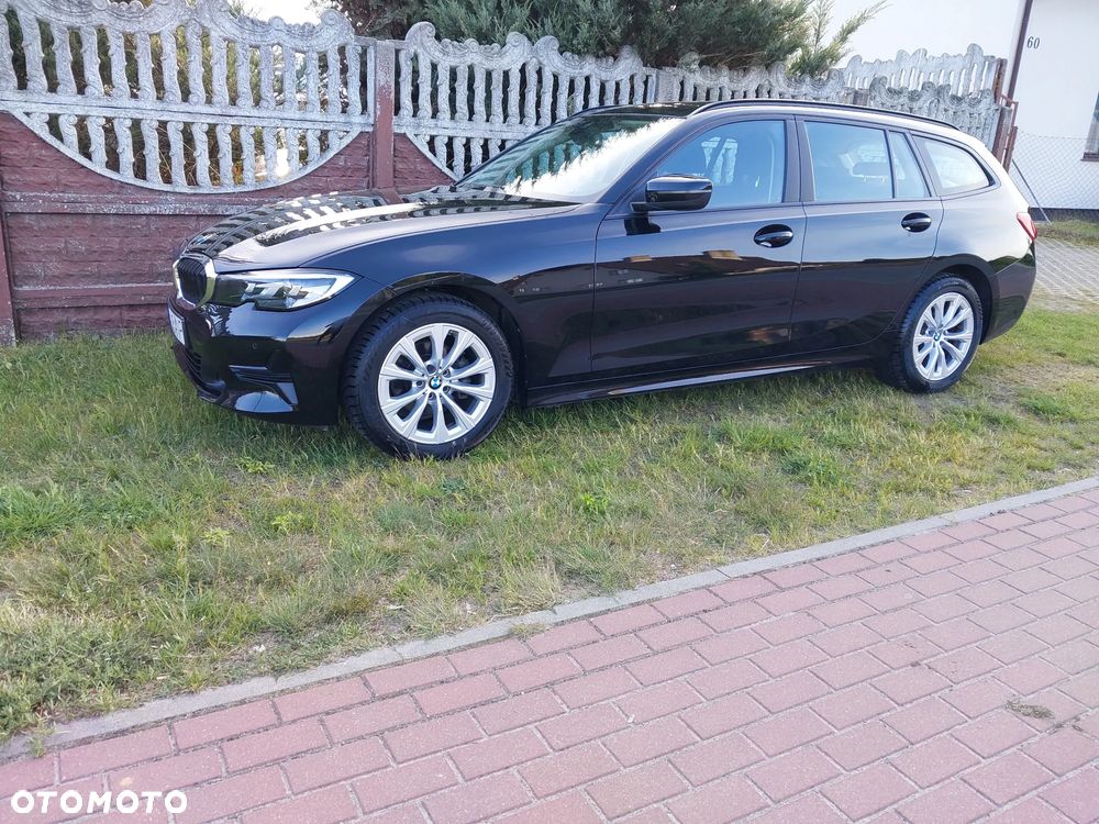 BMW Seria 3 318i Business Edition - 16