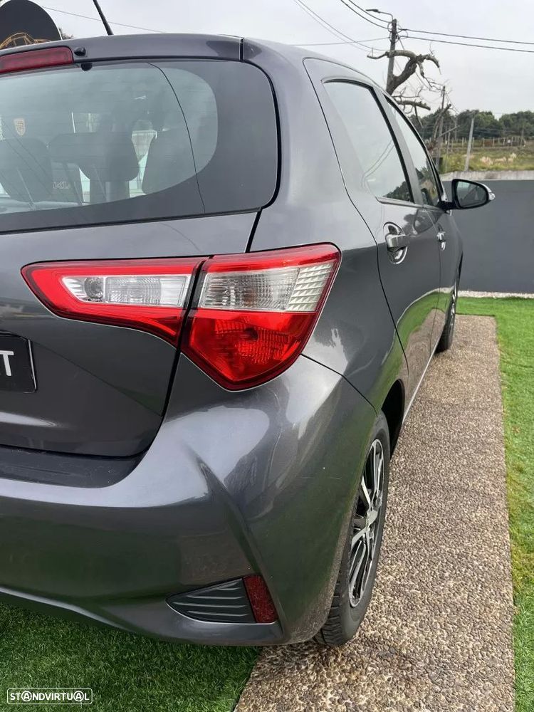 Toyota Yaris 1.0 VVT-i Exclusive - 16