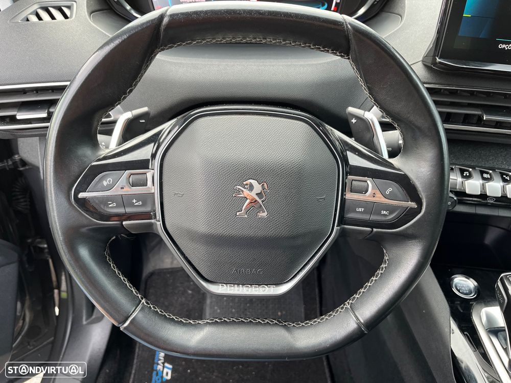 Peugeot 3008 1.6 Hybrid Allure Pack e-EAT8 - 26