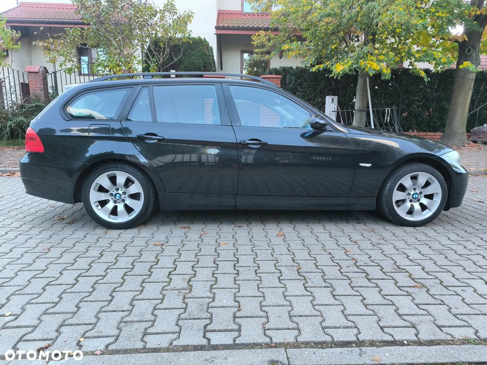 BMW Seria 3 318i - 11