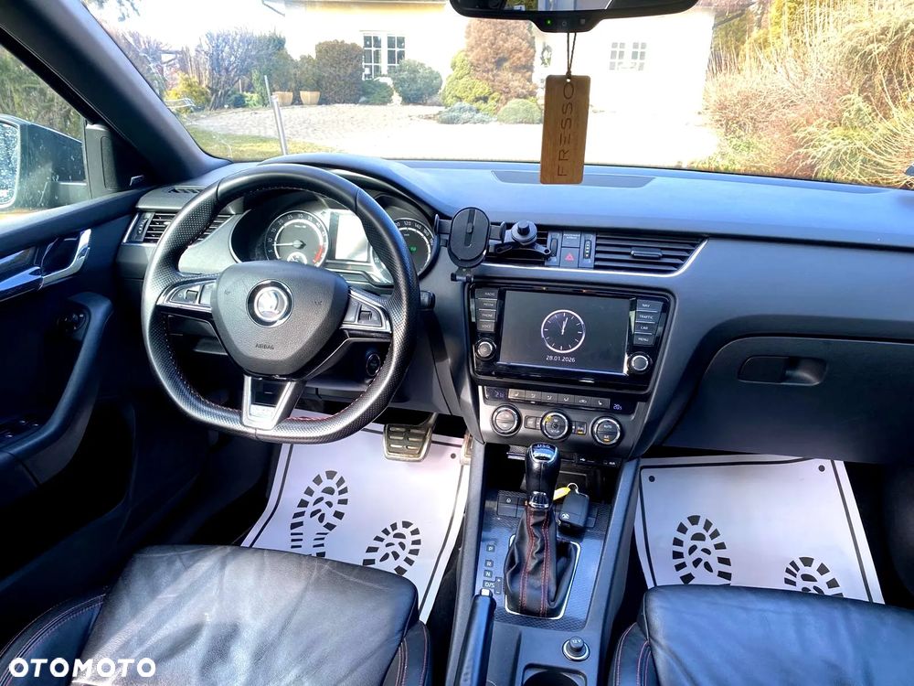 Skoda Octavia 2.0 TDI RS DSG - 28