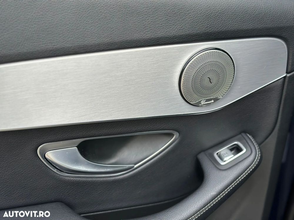 Mercedes-Benz C - 27