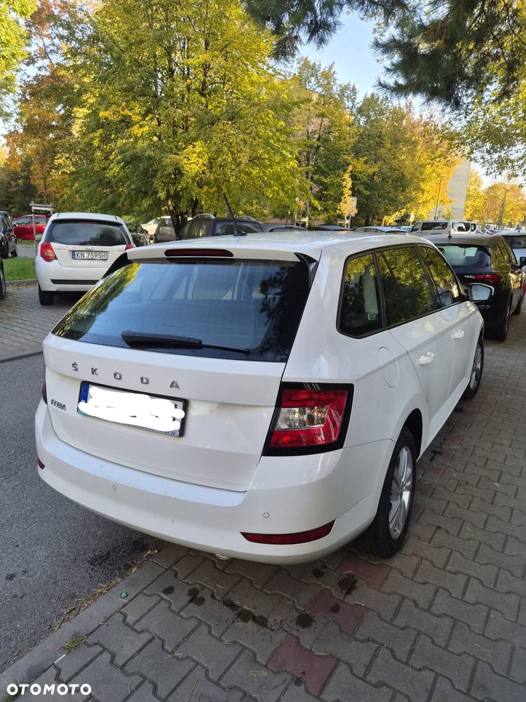 Skoda Fabia - 6