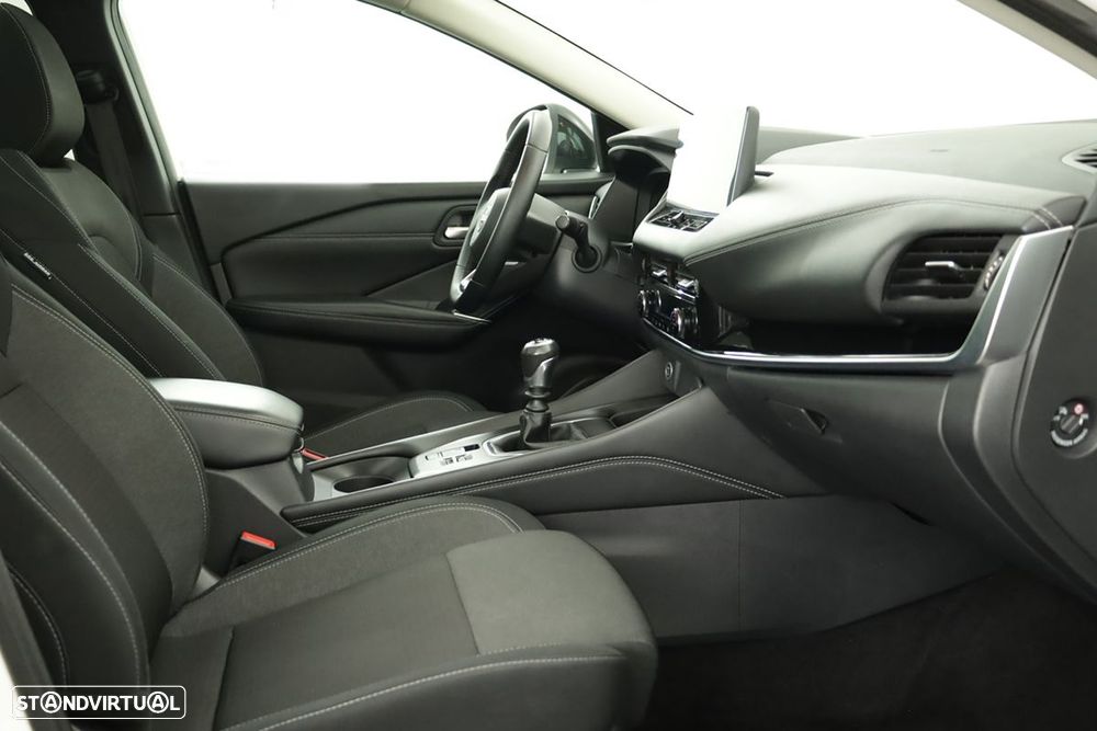 Nissan Qashqai 1.3 DIG-T N-Connecta LED - 22