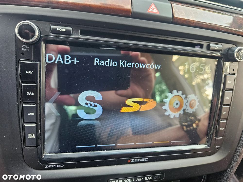 Skoda Superb 2.0 TDI DSG Elegance - 33