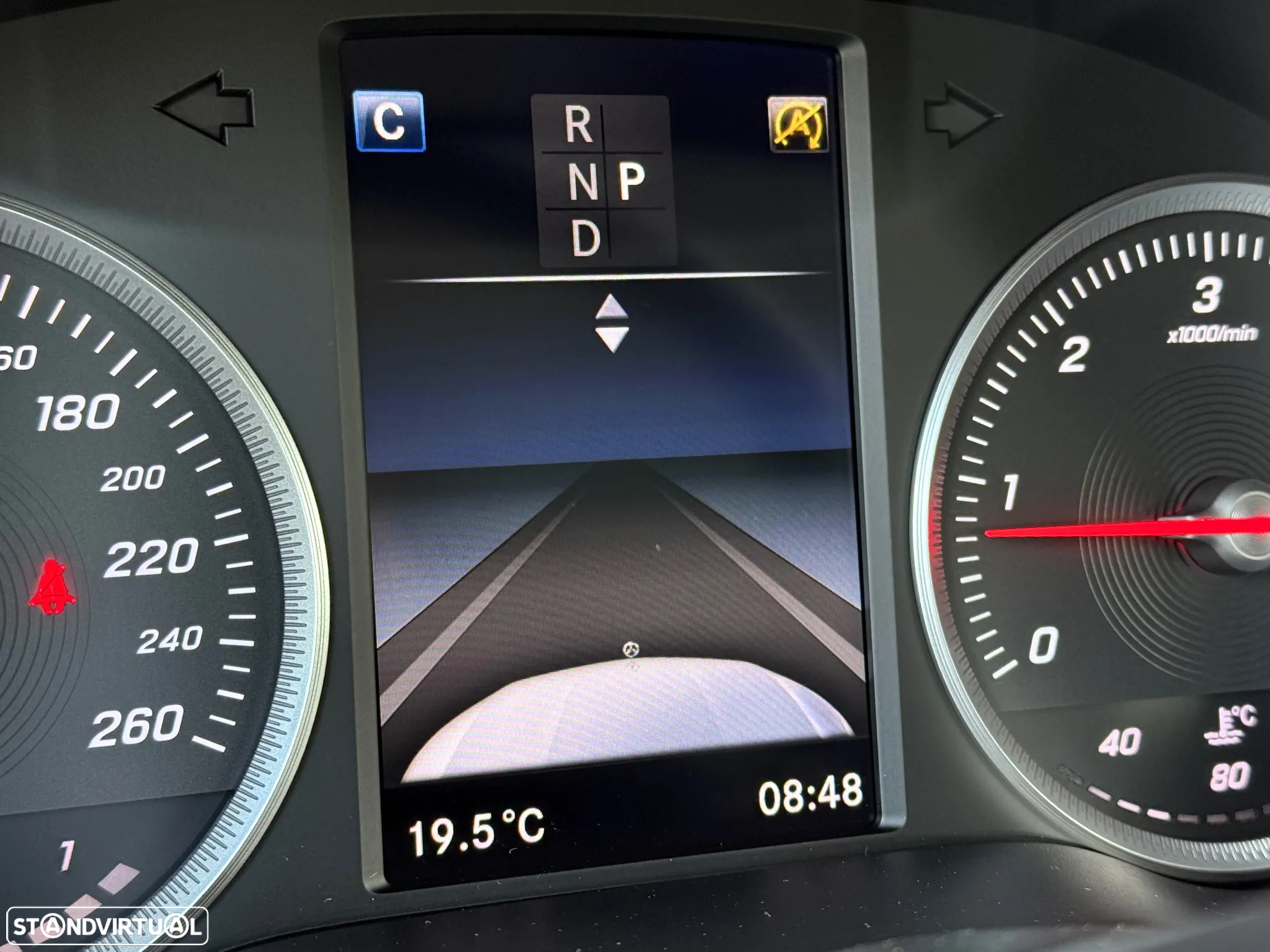 Mercedes-Benz GLC 250 d 4-Matic - 41